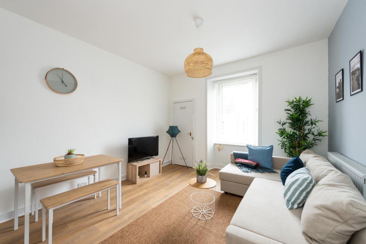 Lovely 1-Bedroom Apartment In Эдинбург Экстерьер фото